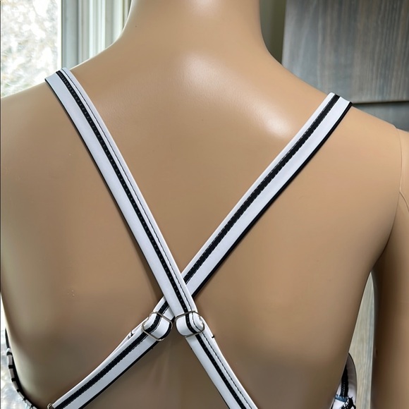 One Piece Striped Black/White Top Blue Bottom Swimsuit, NWOT, Large - Picture 8 of 10